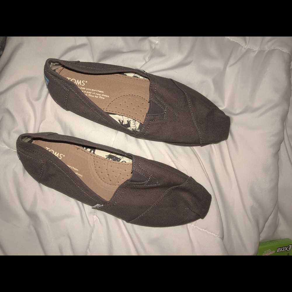 Toms!